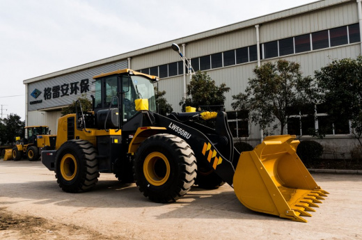 Фронтальный погрузчик LW550RU